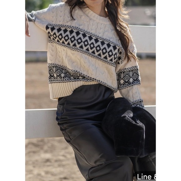Line and Dot Montana Faire Isle Oversized Cable Knit Sweater Ribbed Trim XS - Picture 2 of 12